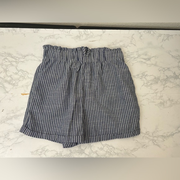 Shein Women's M Light Blue Striped High Waisted Pull On Shorts Stretch - Picture 3 of 5